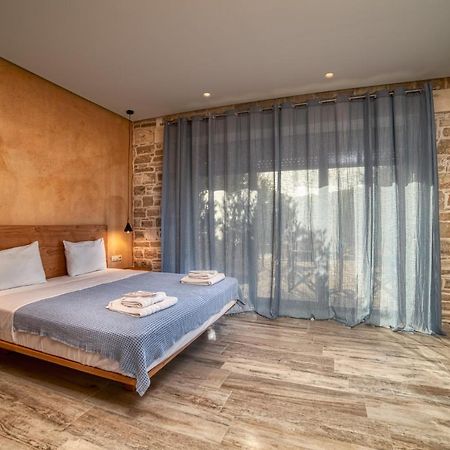 Olive Luxury Suites - Adults Only 卡米拉日 外观 照片